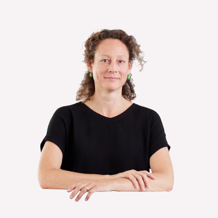 Loosli Nora